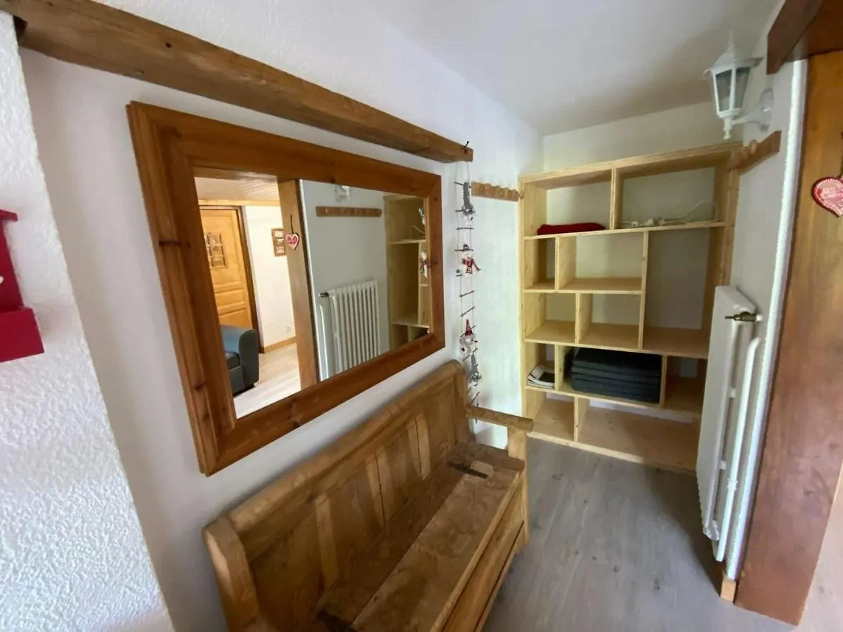Appartement Cosy 6 Personnes Avec Grande Terrasse Et Parking, Pres Des Activites - Fr-1-241-181 르그랑보르낭 0*,  프랑스