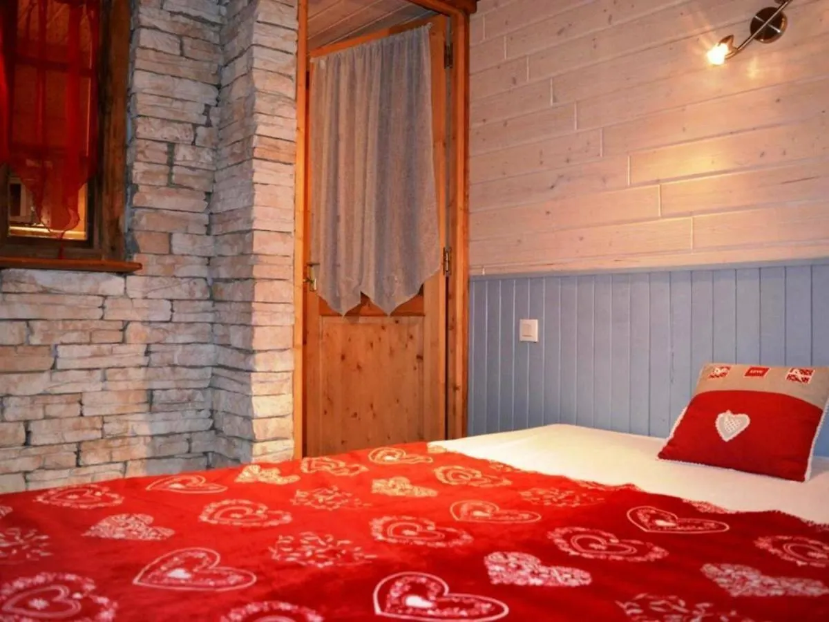 Appartement Cosy 6 Personnes Avec Grande Terrasse Et Parking, Pres Des Activites - Fr-1-241-181 رون - ألب